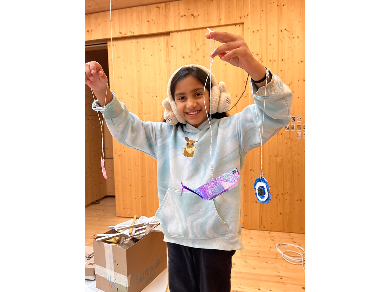 Glitzernde Origami Faltungen